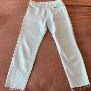 Levi’s wedgie fit straight jeans. Size 28
